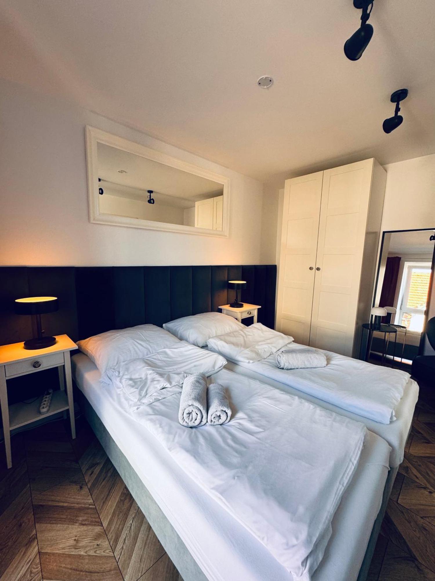 Apartamenty Zary Exterior foto